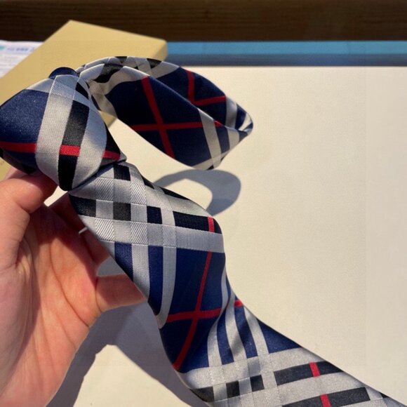 Men's Burberry Tie - Picture 5 of 5